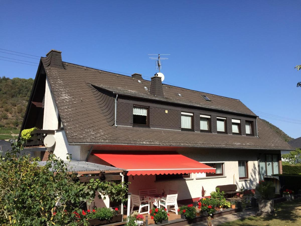 Ferienwohnung Unter Dem Schild Oberfell Exterior photo